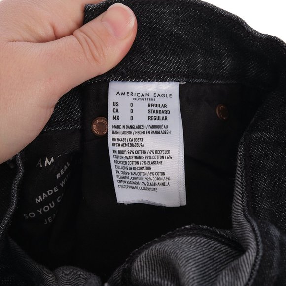 American Eagle Black 90s Boyfriend Jeans Size 0 - Picture 3 of 5